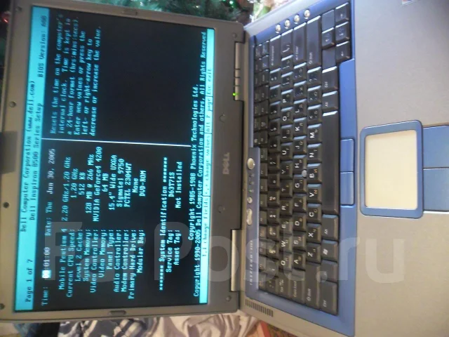 DELL Inspiron. 2,4����, ��� 256 �� � ������ ����