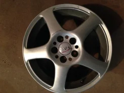 BWR. 7.0x15", 5x100.00, ET37 ����