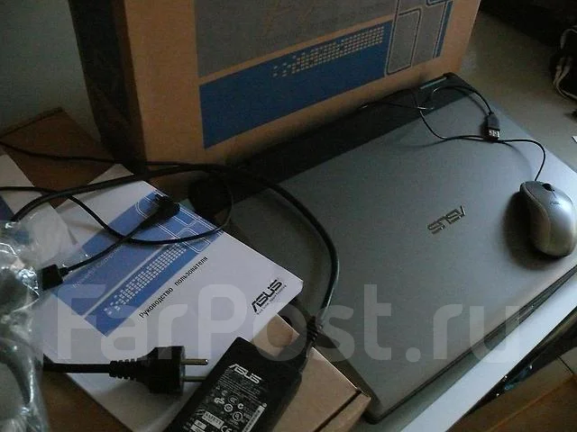 ASUS F7Se. 2,1����, ��� 2048 ��, ���� 250���, WiFi: 1, Bluetooth: 1, ����������� �� 2��. ����