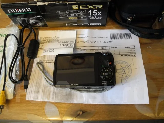 Fujifilm FinePix F300EXR. 10 - 14.9 ��, ���: 14� � ����� ����