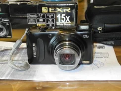 Fujifilm FinePix F300EXR. 10 - 14.9 ��, ���: 14� � ����� ����