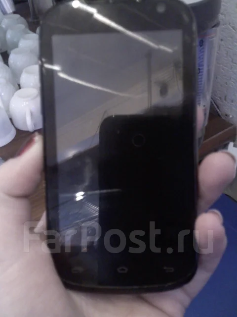 Highscreen Spark. �/� ����