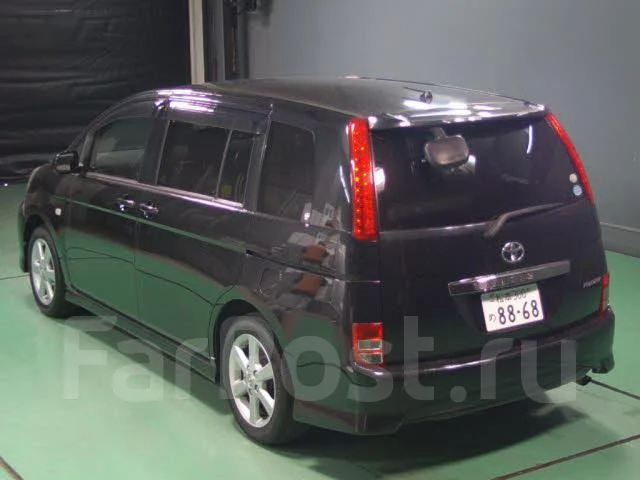 Toyota Isis ����