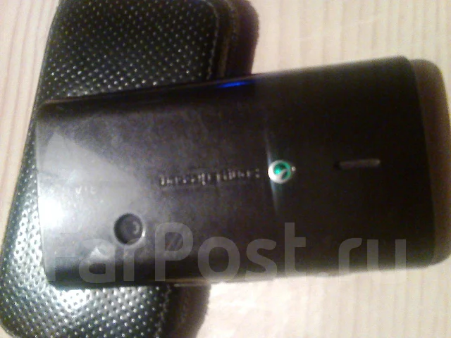 Sony Ericsson Xperia X8 ����