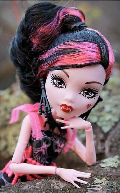  Monster High 3939   39  39 4  Barbie  BLX22     