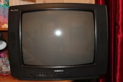Daewoo. ������ 20" CRT (���)