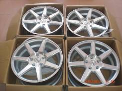 Vossen. 7.5x17, 5x114.30, ET40
