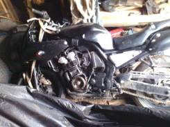 На Yamaha fz400, 1998г. в