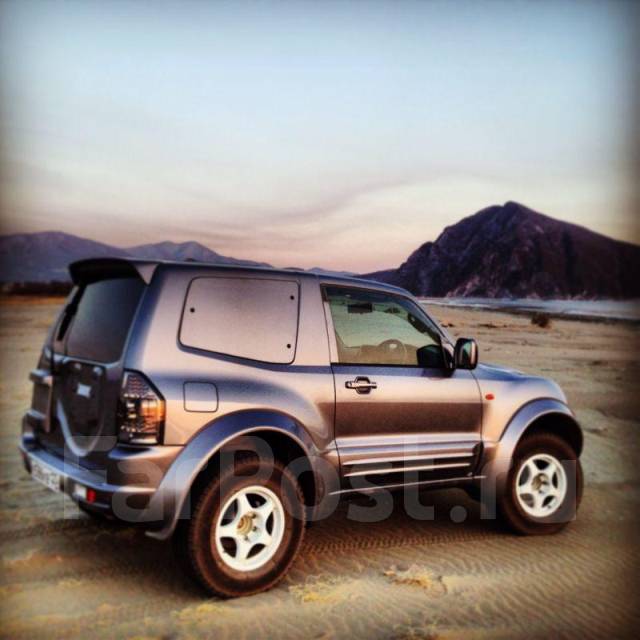 Изготовление деталей и аксессуаров из Карбона и волокна во Владивостоке