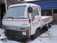 Toyota Hiace ����