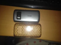 Nokia C6-01