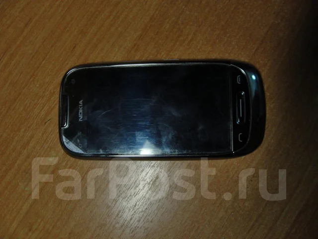 Nokia C7-00 ����