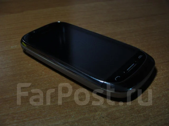 Nokia C7-00 ����