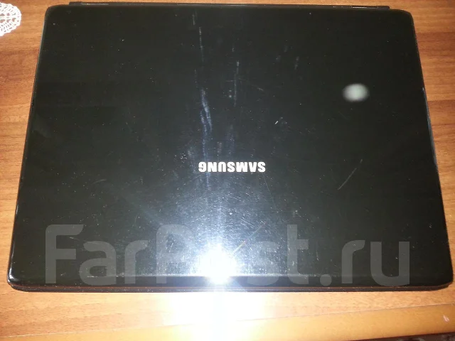Samsung R510. 2,2����, ��� 2048 ��, ���� 320���, WiFi: 1, Bluetooth: 1, ����������� �� 3��. ����