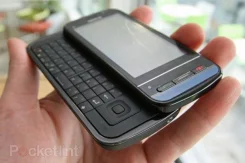 Nokia C6-00 ����