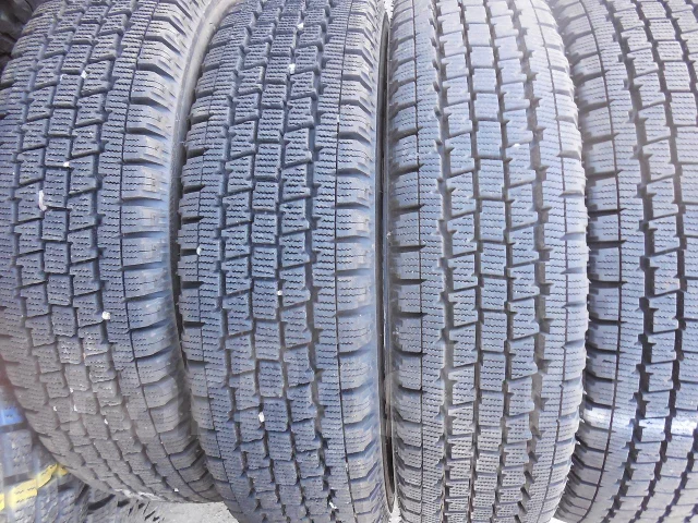 Bridgestone Blizzak VM-11. �����������, 1995 ���, �/�, ����� 5 % ����