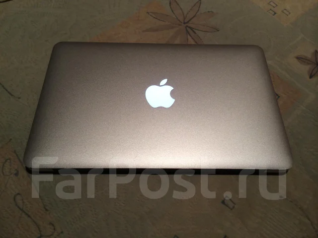 Apple MacBook Air 11 2011 Mid. 1,4����, ��� 2048 ��, ���� 128���, WiFi: 1, Bluetooth: 1, ����������� �� 7��. ����