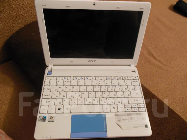 Acer Aspire One Happy AOHAPPY2-N578Qb2b. 1,6����, ��� 1024 ��, ���� 300���, WiFi: 1, Bluetooth: 1, ����������� �� 3��. ����