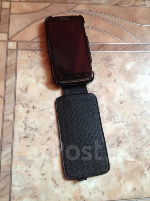Motorola Atrix 2 ����