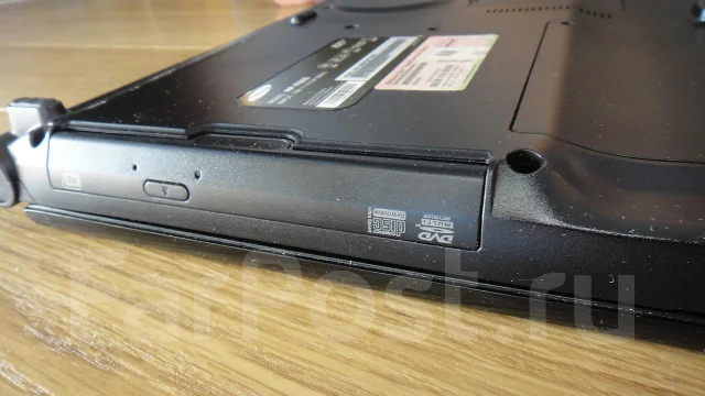 Samsung R25 Plus. 2����, ��� 2048 ��, ���� 120���, WiFi: 1, Bluetooth: 1 ����