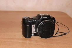 Sony Cyber-shot DSC-H10. 8 - 8.9 ��, ���: 10� ����