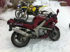 Kawasaki ZZR 400 ����