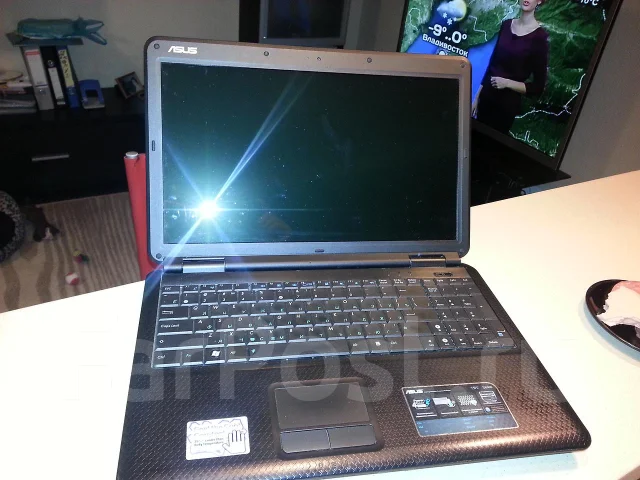 ASUS K50C. 1,2����, ��� 2048 ��, ���� 250���, WiFi: 1, ����������� �� 2��. ����
