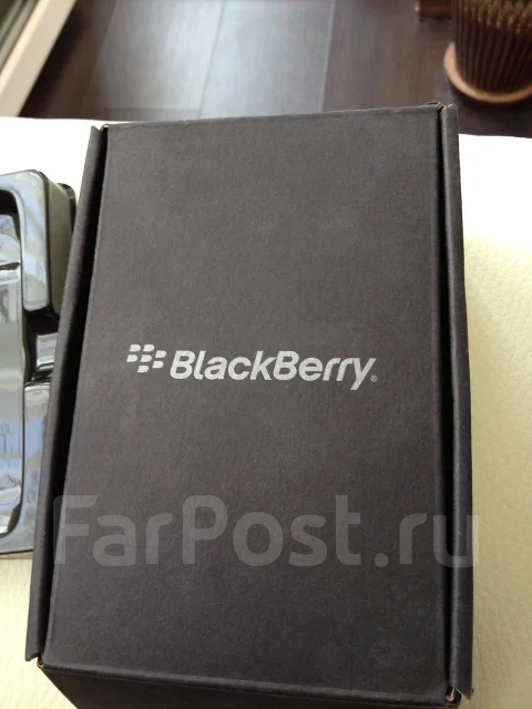 BlackBerry Torch 9860. �/� ����