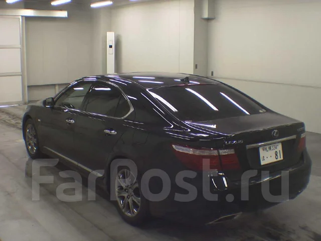 Lexus LS460 ����
