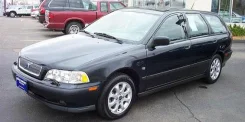 Volvo V40 ����