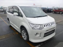 Mitsubishi Delica D:5. CV5W ����