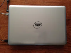 DNS Gamer. 2,6����, ��� 6 ��, ���� 750���, WiFi, Bluetooth, ����������� �� 4��.