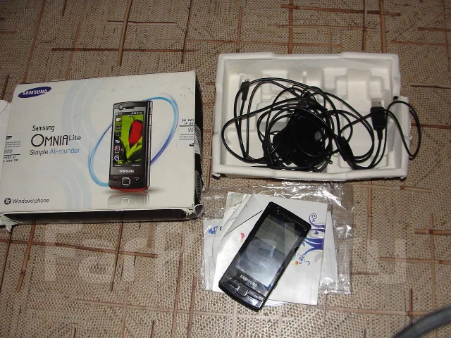 Samsung Omnia LITE GT-B7300. �/� ����