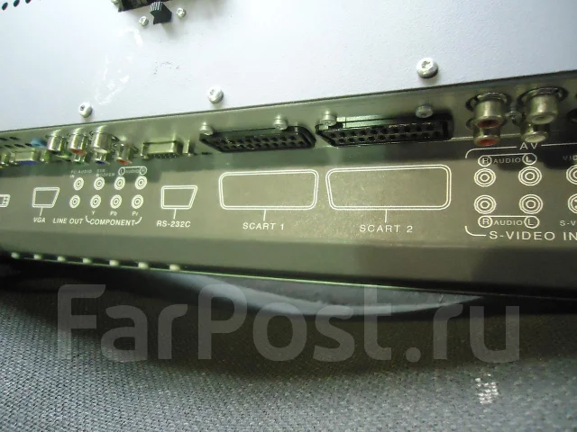 Fujitsu Siemens. LCD (��) ����