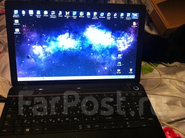 Toshiba Satellite. 2,2����, ��� 4 ��, ���� 500���, WiFi: 1, Bluetooth: 1, ����������� �� 4��. ����