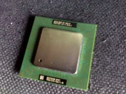 Intel Pentium III ����