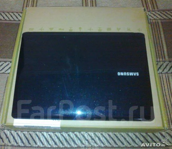 Samsung N140. 1,6����, ��� 2048 ��, ���� 160���, WiFi: 1, Bluetooth: 1, ����������� �� 6��. ����
