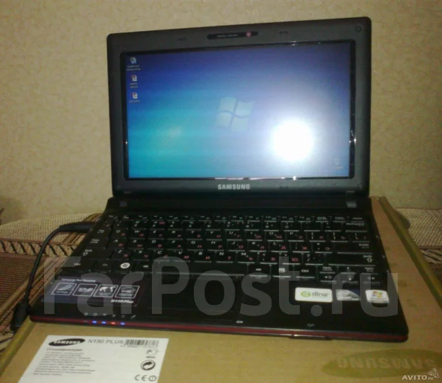 Samsung N140. 1,6����, ��� 2048 ��, ���� 160���, WiFi: 1, Bluetooth: 1, ����������� �� 6��. ����