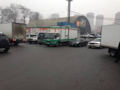 Торговые помещения. 76 кв. м., улица Бородинская 26, р-н Вторая речка. Дом снаружи