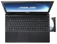 ASUS X55A. 2,8����, ��� 4 ��, ���� 500���, WiFi, Bluetooth, ����������� �� 4��. ����