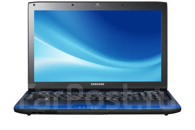 Samsung R590. 2,3����, ��� 4 ��, ���� 320���, WiFi: 1, Bluetooth: 1 ����