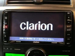 Clarion MAX670W ����