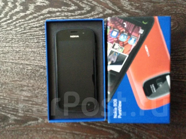 Nokia 808 PureView ����