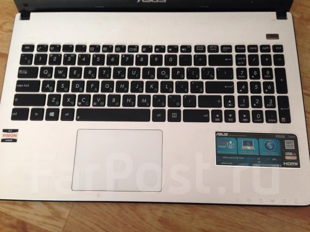 ASUS X501U. 1,6����, ��� 2048 ��, ���� 320���, WiFi: 1, Bluetooth: 1 ����