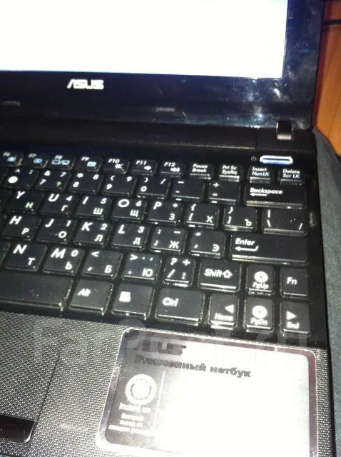 ASUS Eee PC 1001PX. 1,6����, ��� 1024 ��, ���� 250���, WiFi: 1 ����