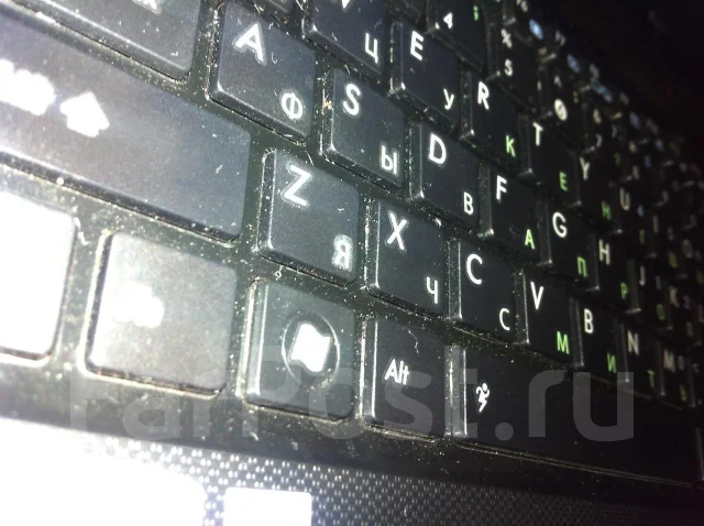 ASUS Eee PC 1001PX. 1,6����, ��� 1024 ��, ���� 250���, WiFi: 1 ����