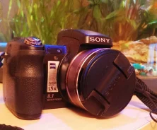 Sony Cyber-shot DSC-H7. 8 - 8.9 ��, ���: 14� � ����� ����
