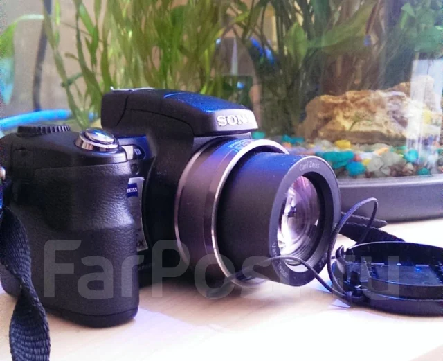 Sony Cyber-shot DSC-H7. 8 - 8.9 ��, ���: 14� � ����� ����