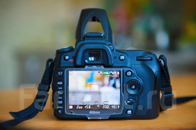 Nikon D90 Kit. 10 - 14.9 ��, ���: 5� ����