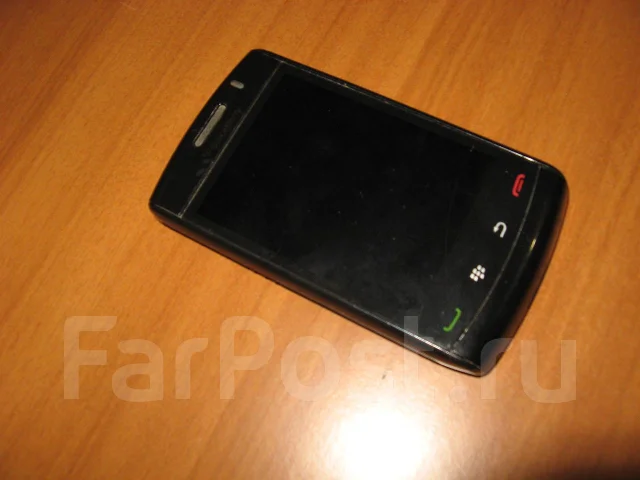 BlackBerry Storm2 9520. �/� ����